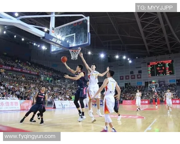 洲际杯精彩回顾杭州篮球队默契配合展现团队实力与战术智慧